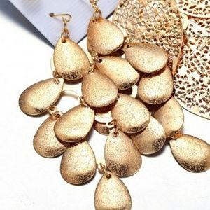 Gold tear drop dangle earrings